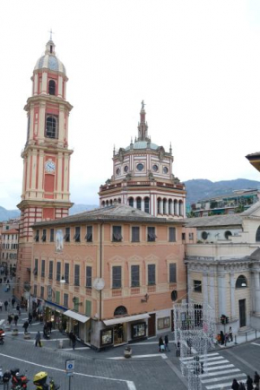 Finestra Sulla Piazza by PortofinoVacanze